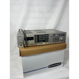 Sony STR-VX350 FM Stereo AM Receiver Audio Video Control Center Silver Vintage